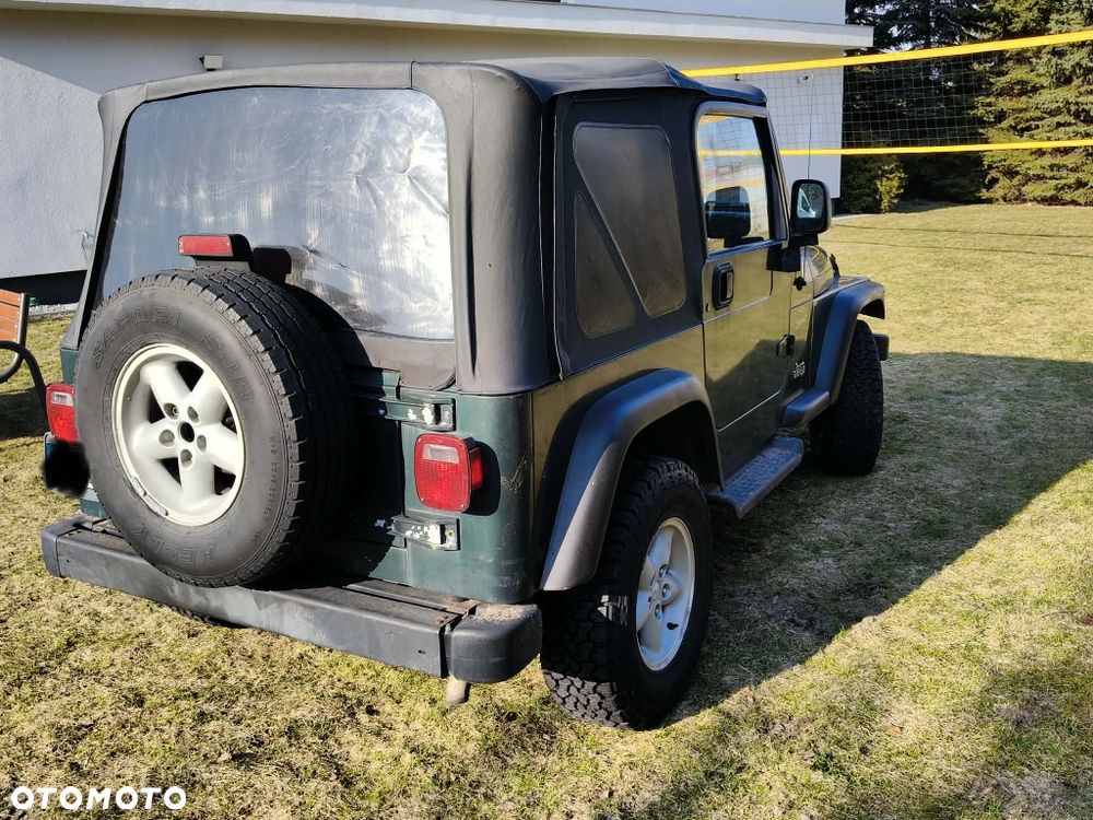 Jeep Wrangler - 7
