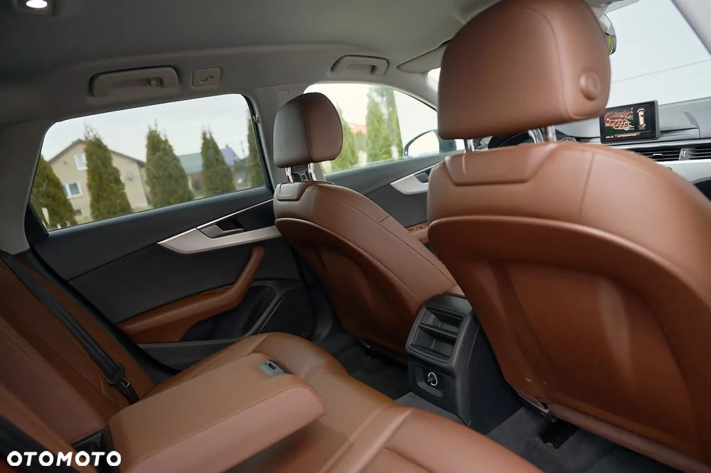 Audi A4 2.0 TDI Design S tronic - 29