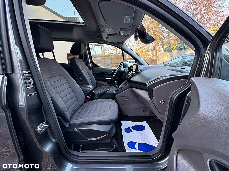 Ford Tourneo Connect Grand - 20