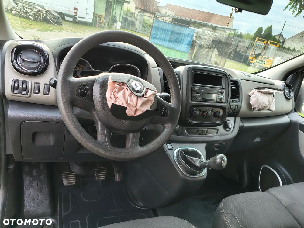 Renault Trafic - 11