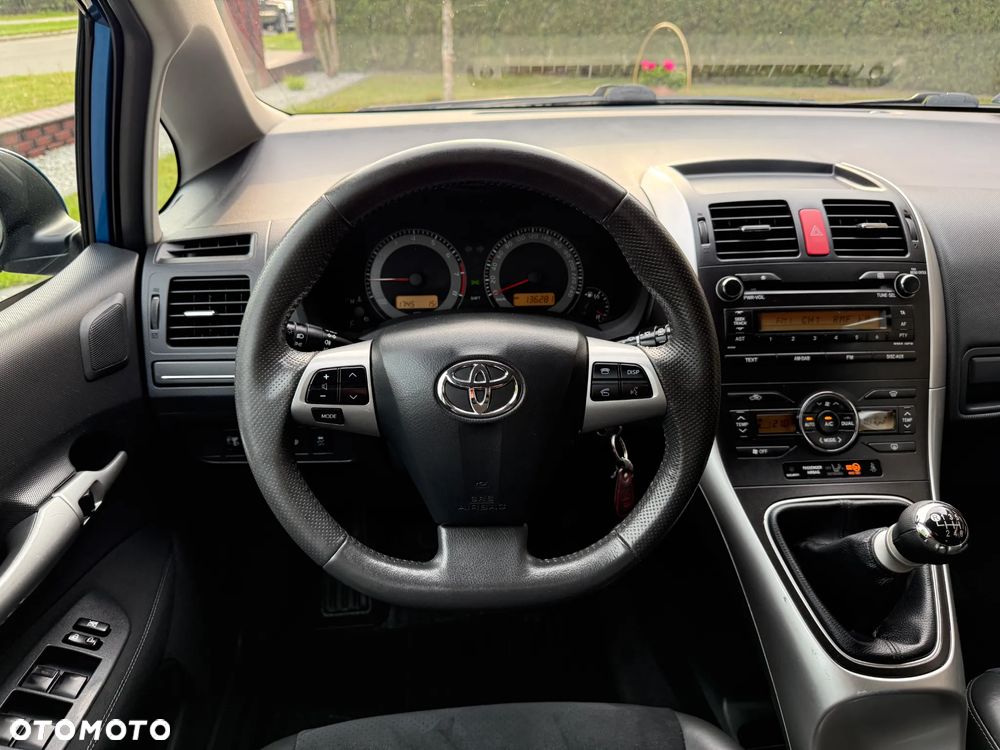 Toyota Auris 1.6 Dynamic - 18