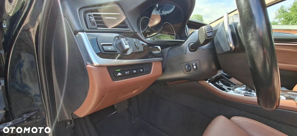 BMW Seria 5 530d - 11