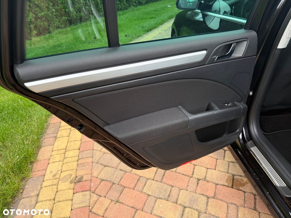 Skoda Superb 2.0 TDI Business DSG - 16