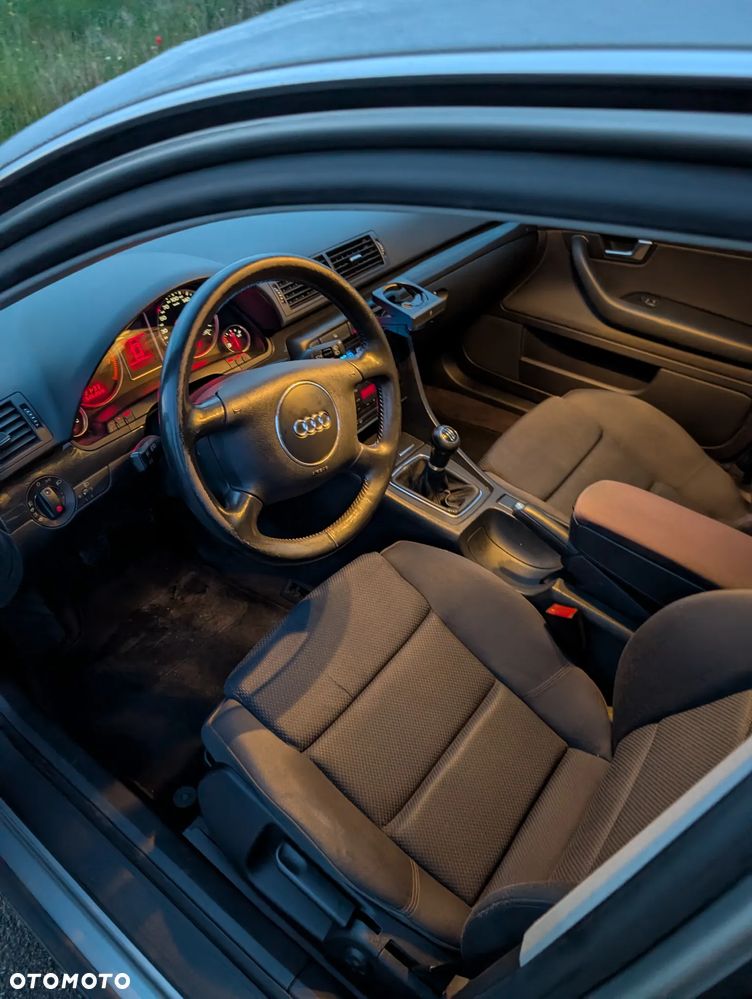 Audi A4 Avant 2 - 12