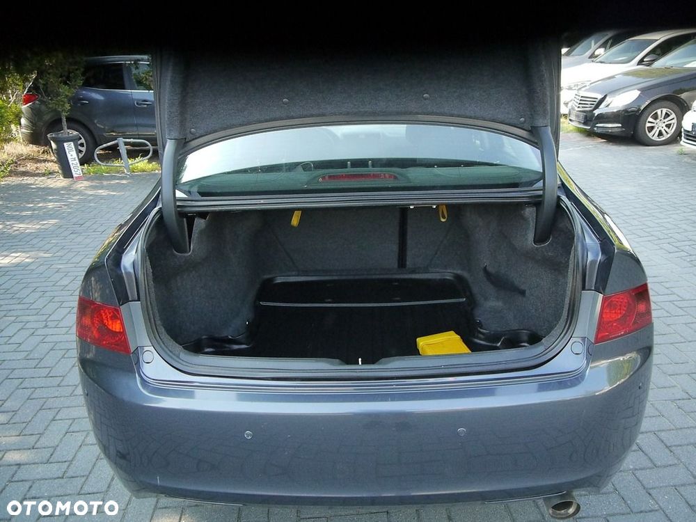Honda Accord 2.0 Executive - 15