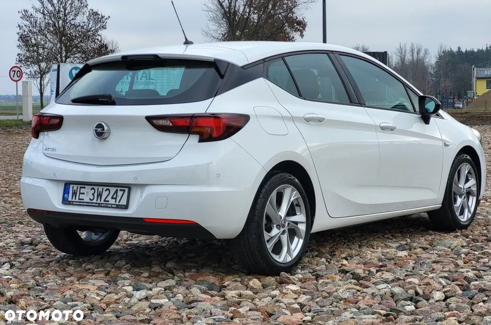 Opel Astra 1.2 T GS Line S&S - 8