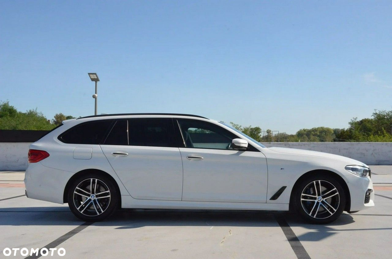 BMW Seria 5 530i xDrive GPF M Sport sport - 6