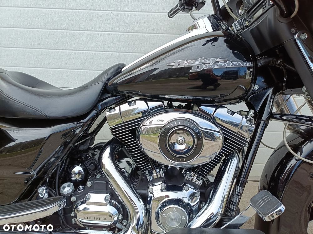 Harley-Davidson Touring Street Glide - 5