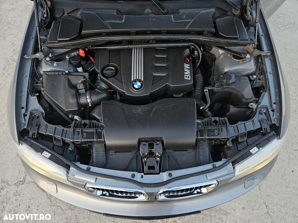 BMW Seria 1 123d - 28