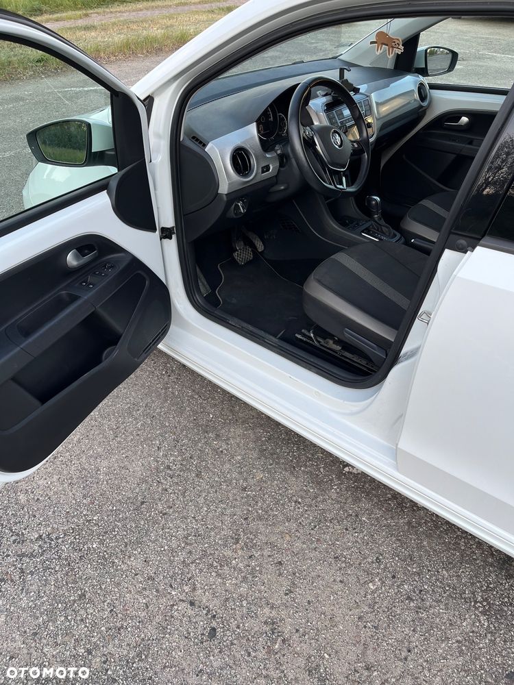Volkswagen up! e-up - 18