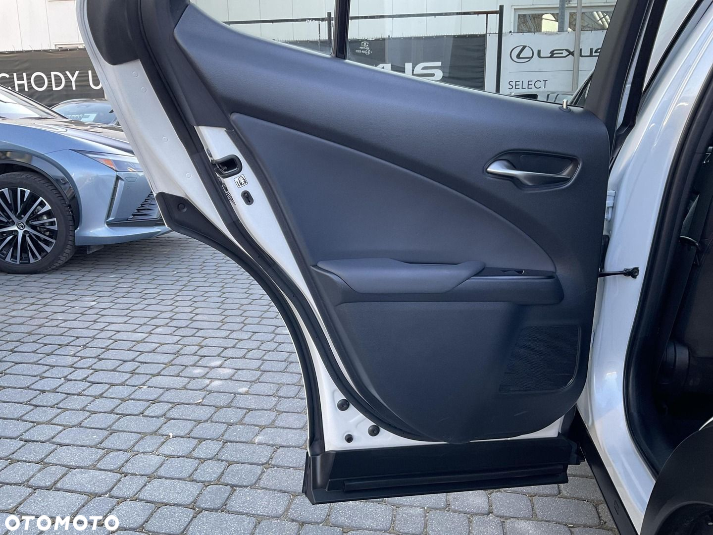 Lexus UX - 19