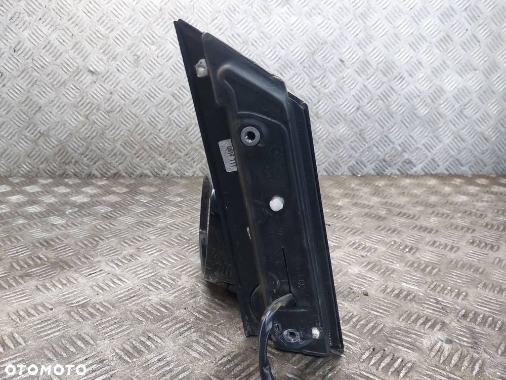 LUSTERKO LEWE ELEKTRYCZNE VOLKSWAGEN TOURAN I LIFT LC9X 8 PIN EU ID: 239679 - 5