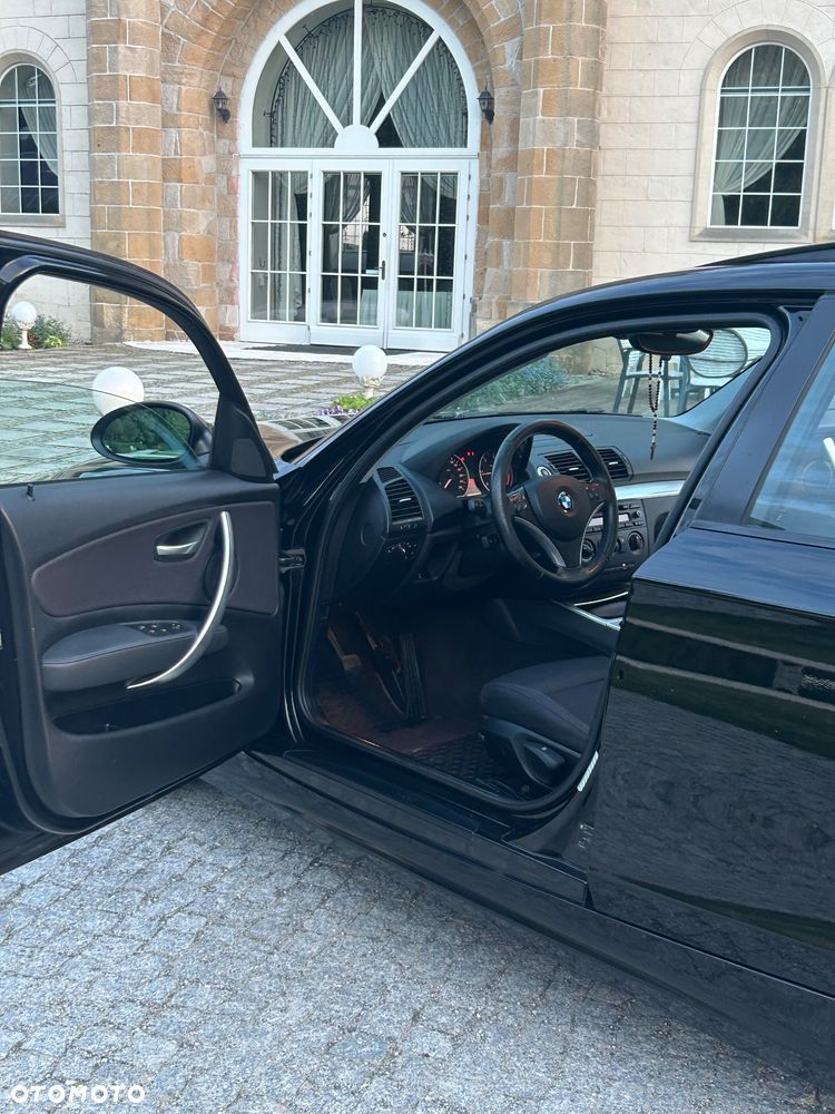 BMW Seria 1 - 12