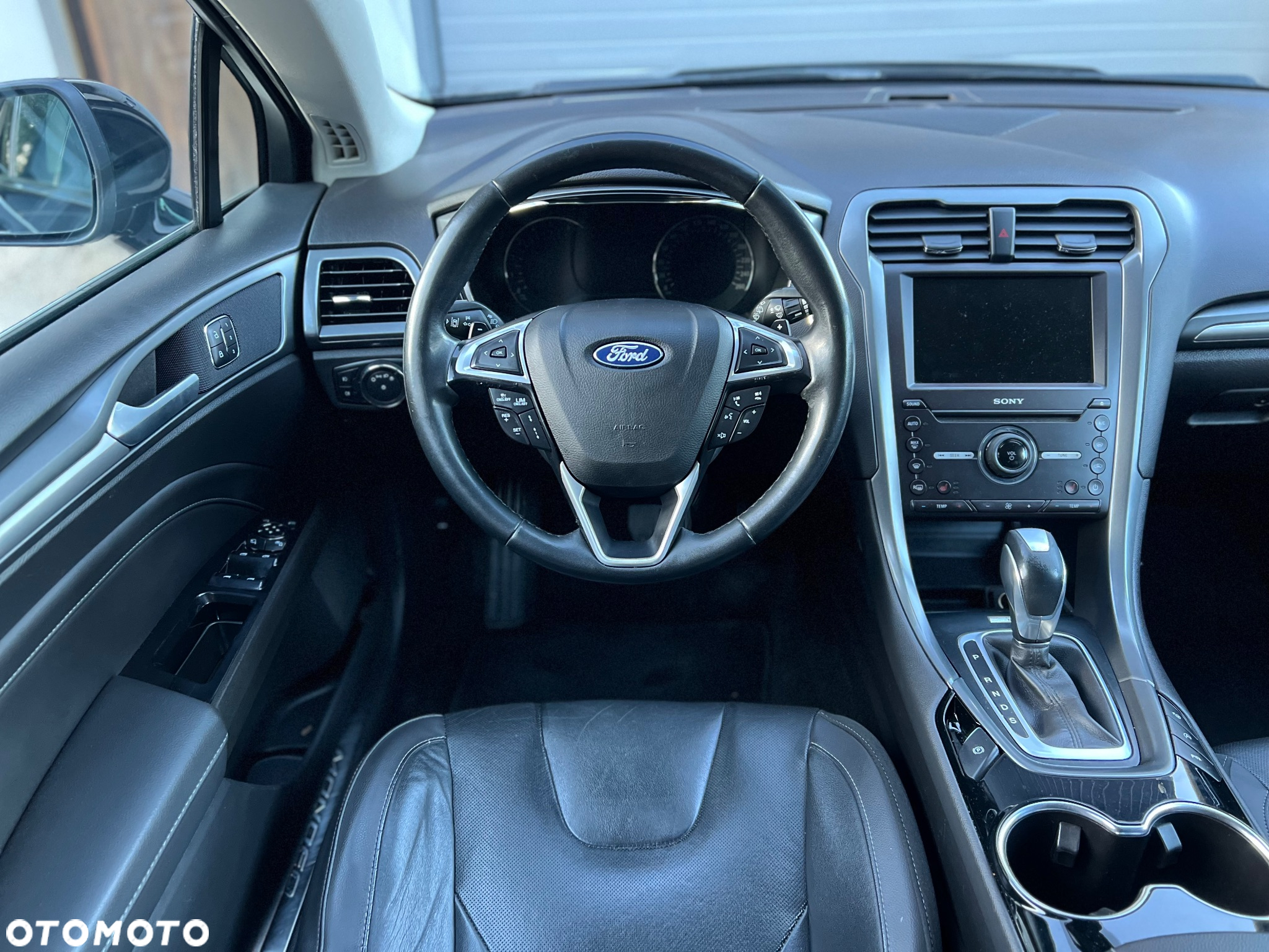Ford Mondeo 2.0 TDCi ST-Line X 4WD PowerShift - 19