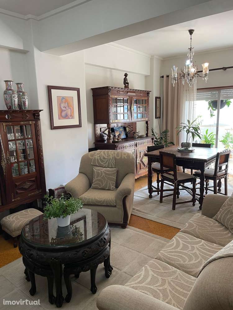 Apartamento T4 com Vista Deslumbrante para o Rio Tejo em Cacilhas, Alm - Grande imagem: 2/16