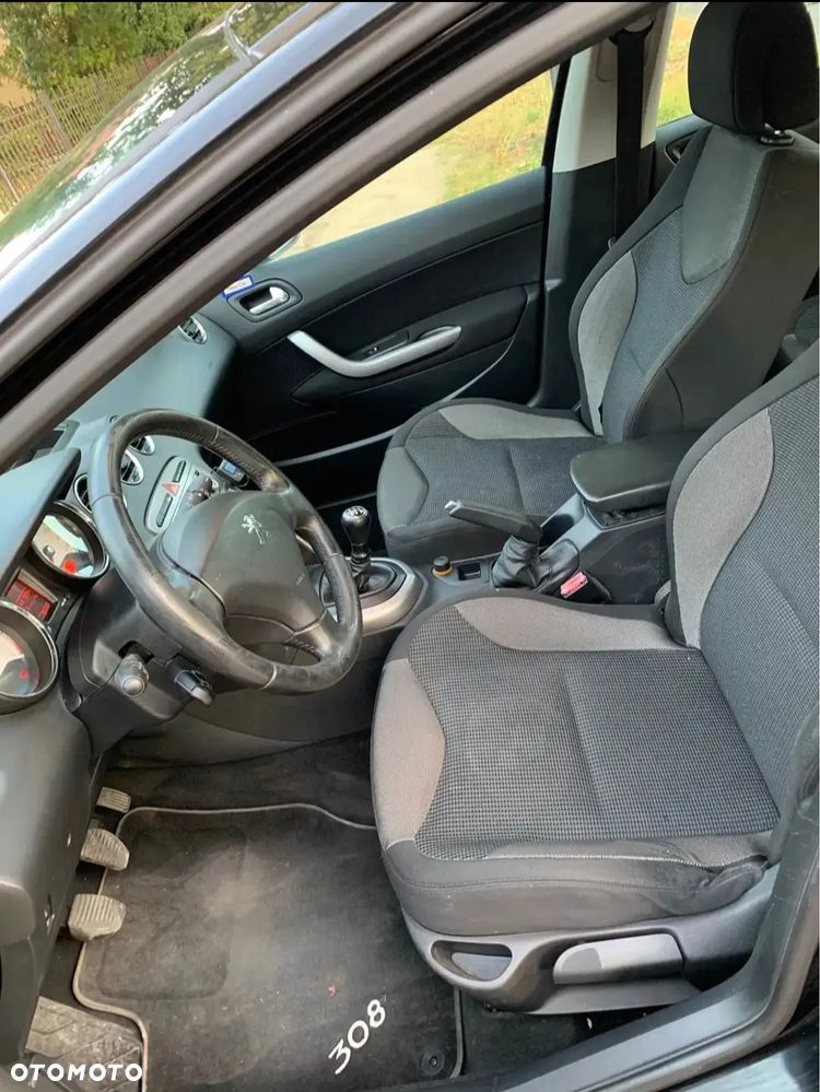Peugeot 308 1.6 Trendy - 10
