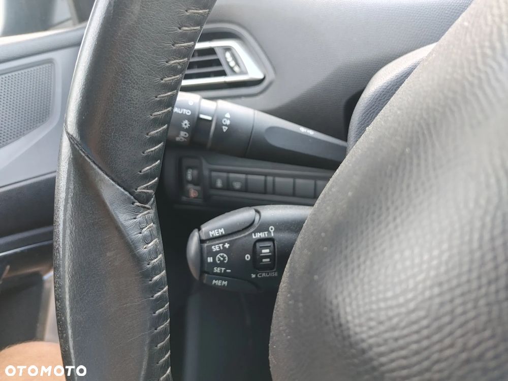 Peugeot 308 1.6 BlueHDi Active S&S - 14