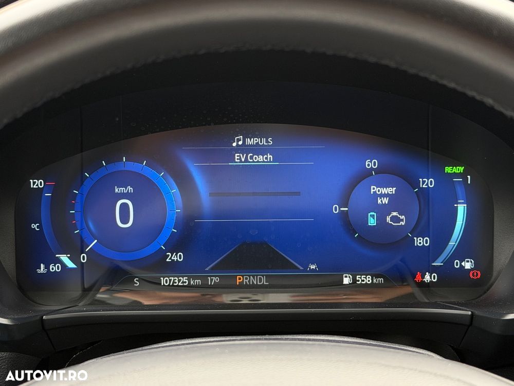 Ford Kuga 2.5 Duratec FHEV AWD Titanium - 24