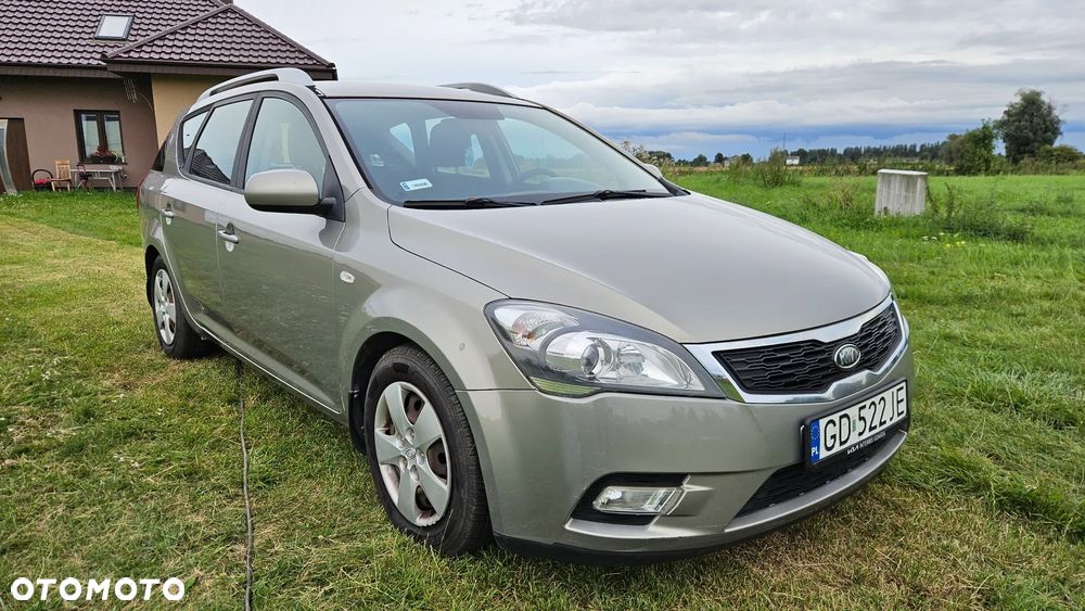 Kia Ceed 1.6 L Euro2012 - 1