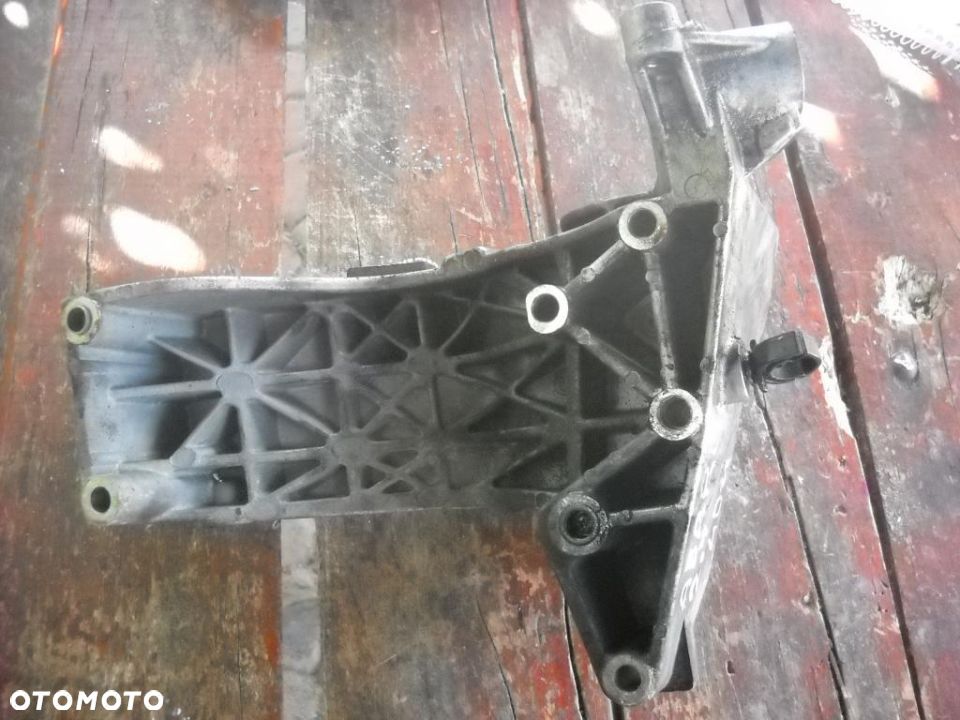 łapa mocowanie alternatora stilo 2.4 20 ABARTH - 1