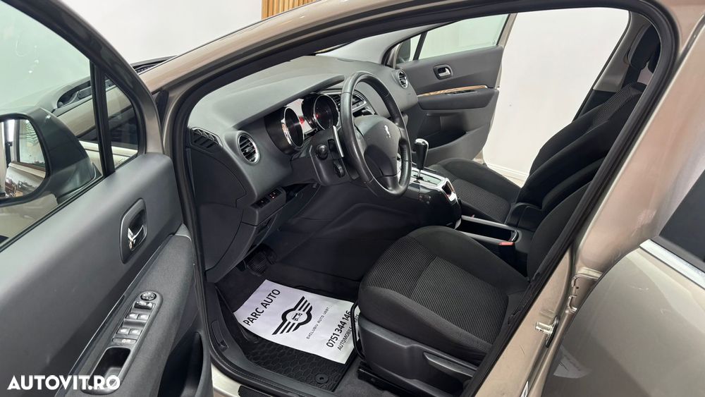 Peugeot 5008 - 5