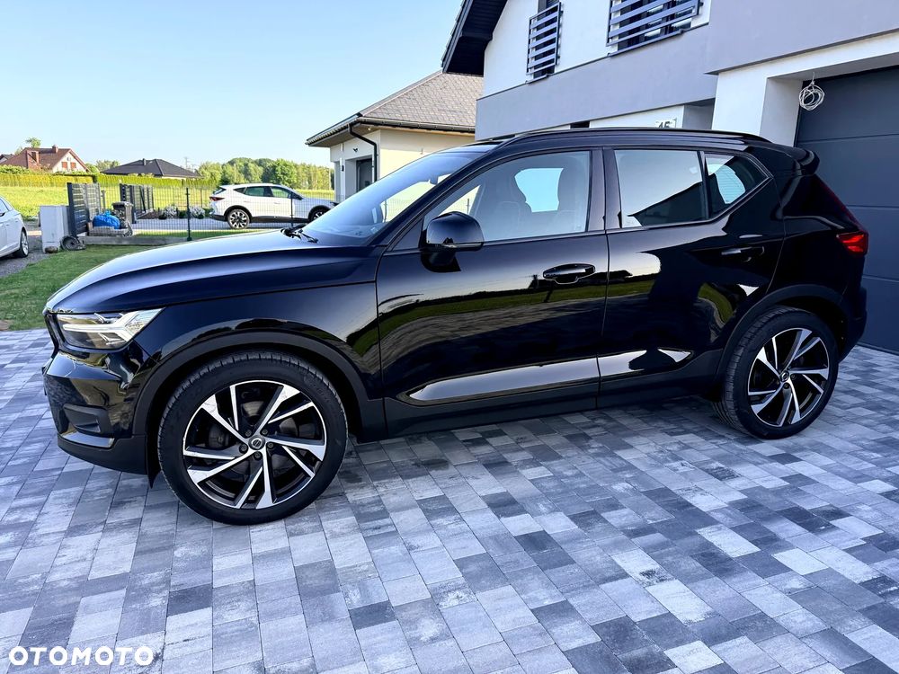 Volvo XC 40 D4 AWD Geartronic R-Design - 12