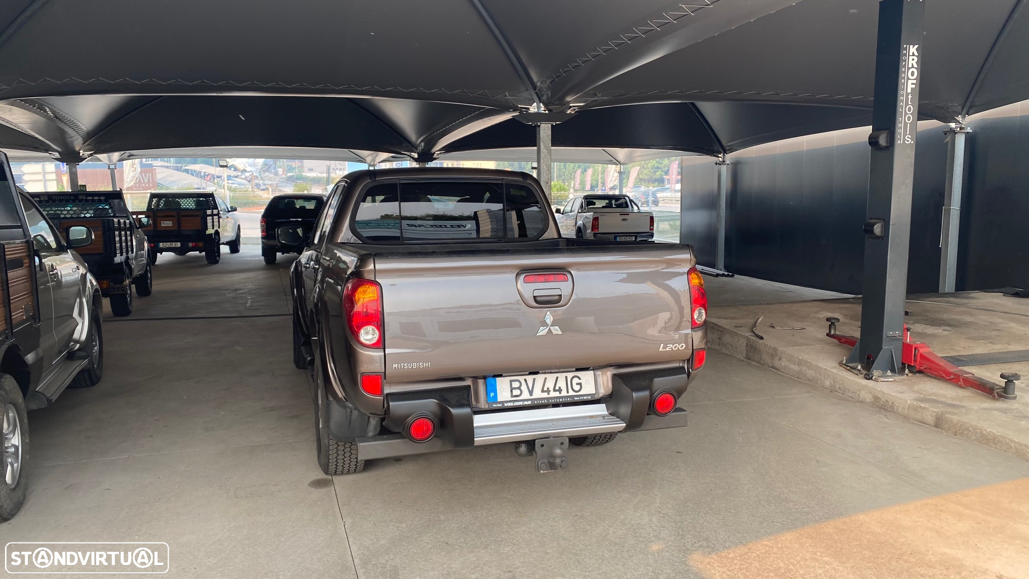 Mitsubishi L200 Pick Up 4x4 Intense Cabine Dupla - 10