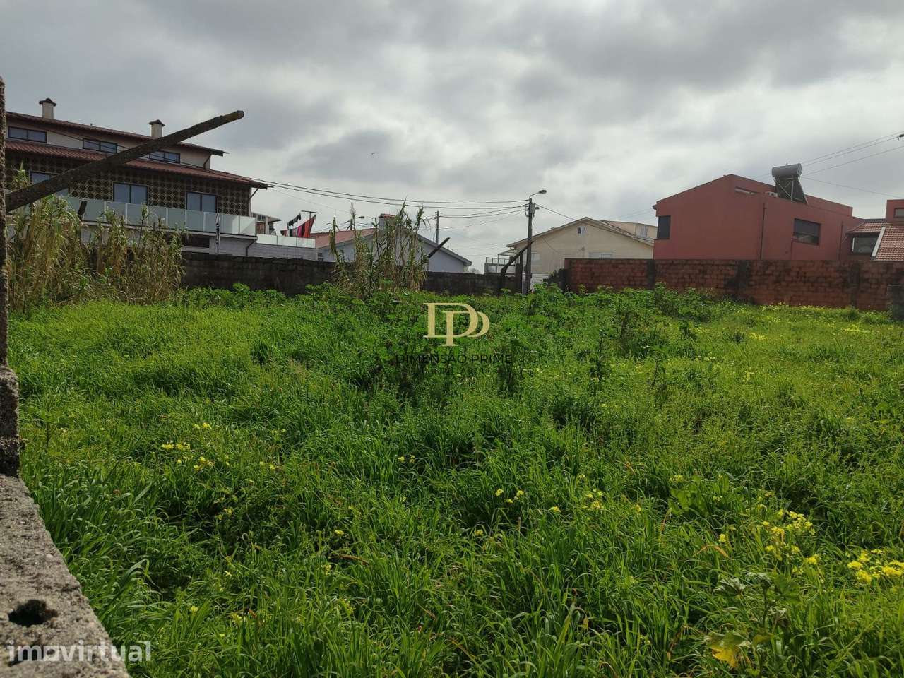 Terreno com Viabilidade Construtiva em Santa Cruz do Bispo, Matosinhos - Grande imagem: 2/9
