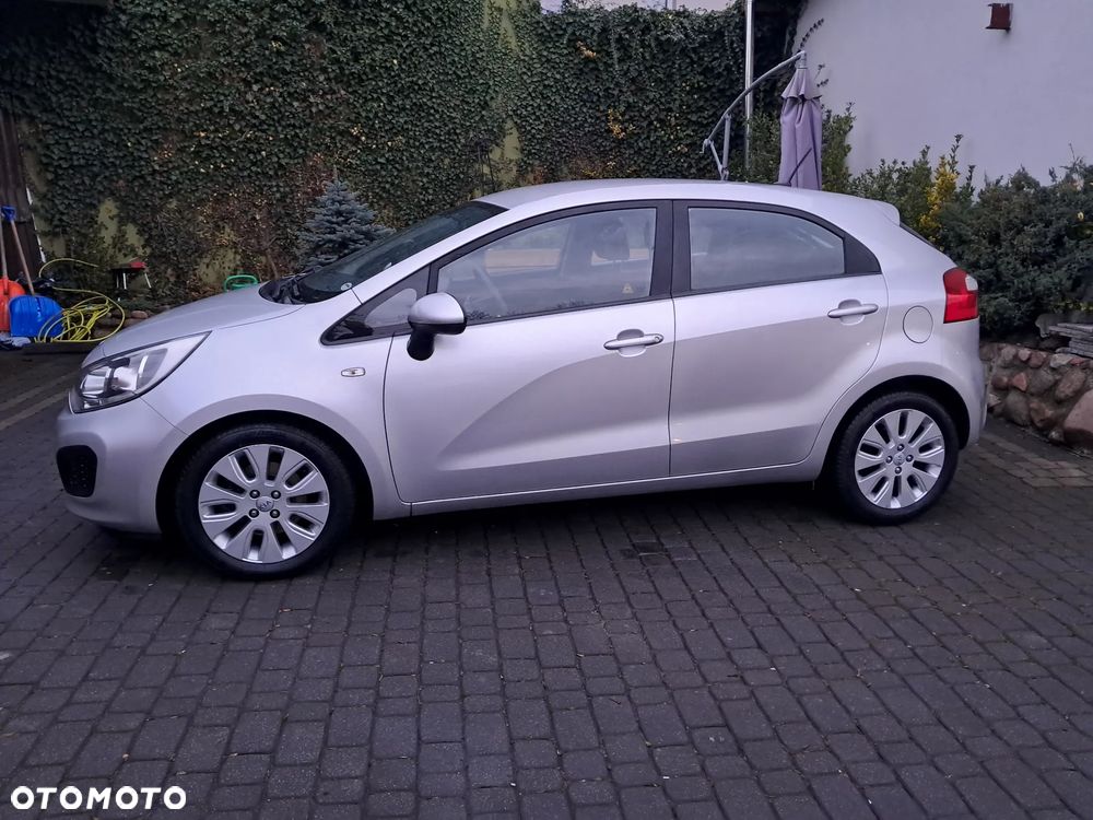 Kia Rio 1.4 Dream Team Edition - 7