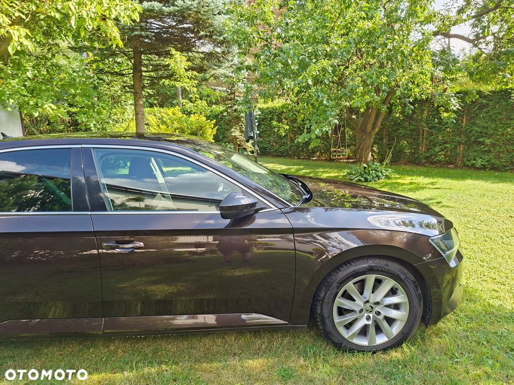 Skoda Superb 2.0 TDI Style DSG7 - 4