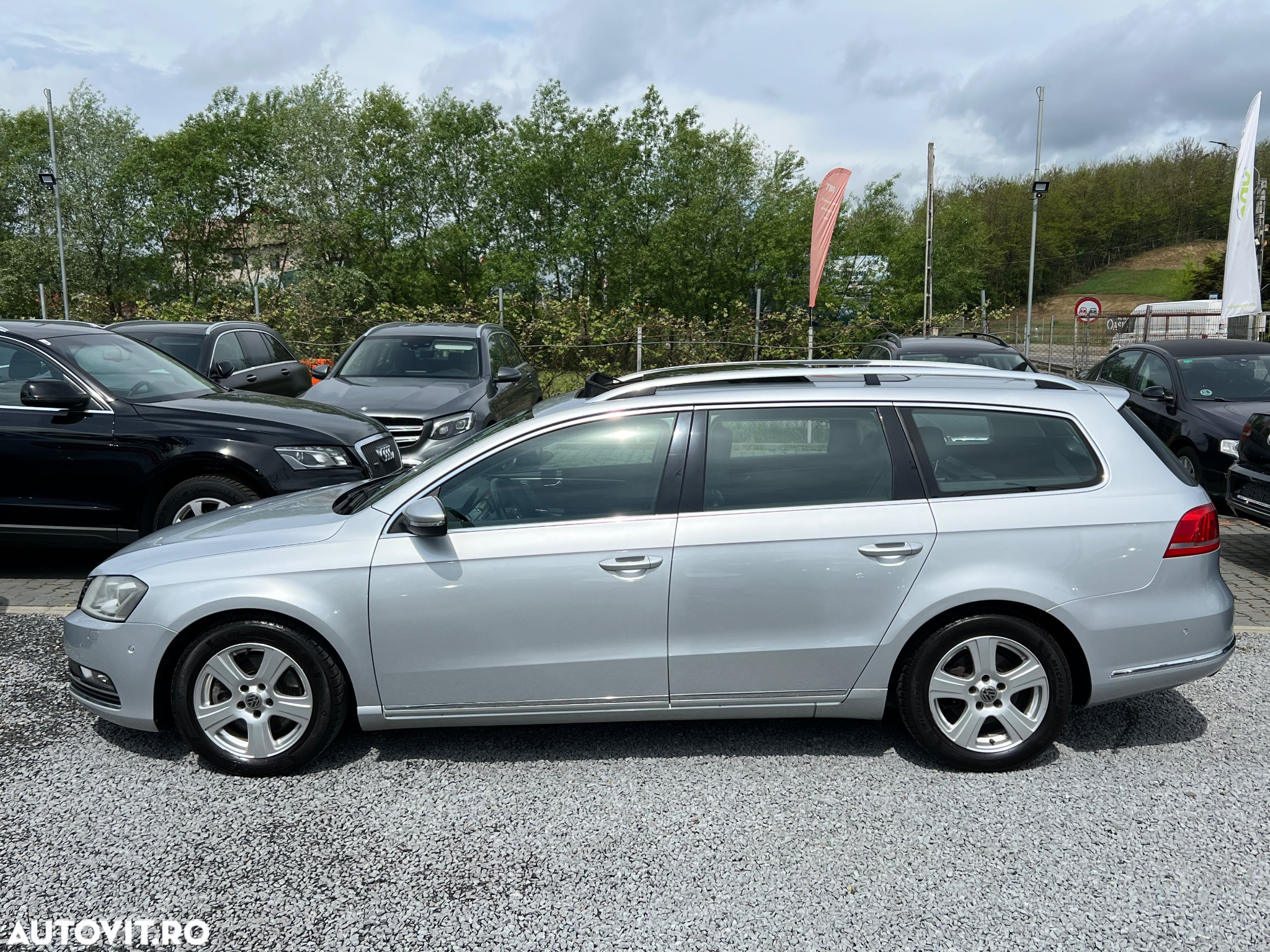 Volkswagen Passat Variant 2.0 TDI 4Motion BlueMotion Technology Highline - 22