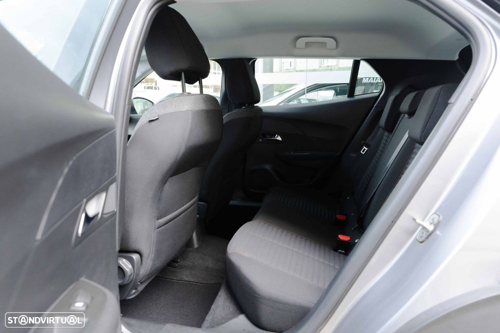 Peugeot 2008 1.2 PureTech Active - 18