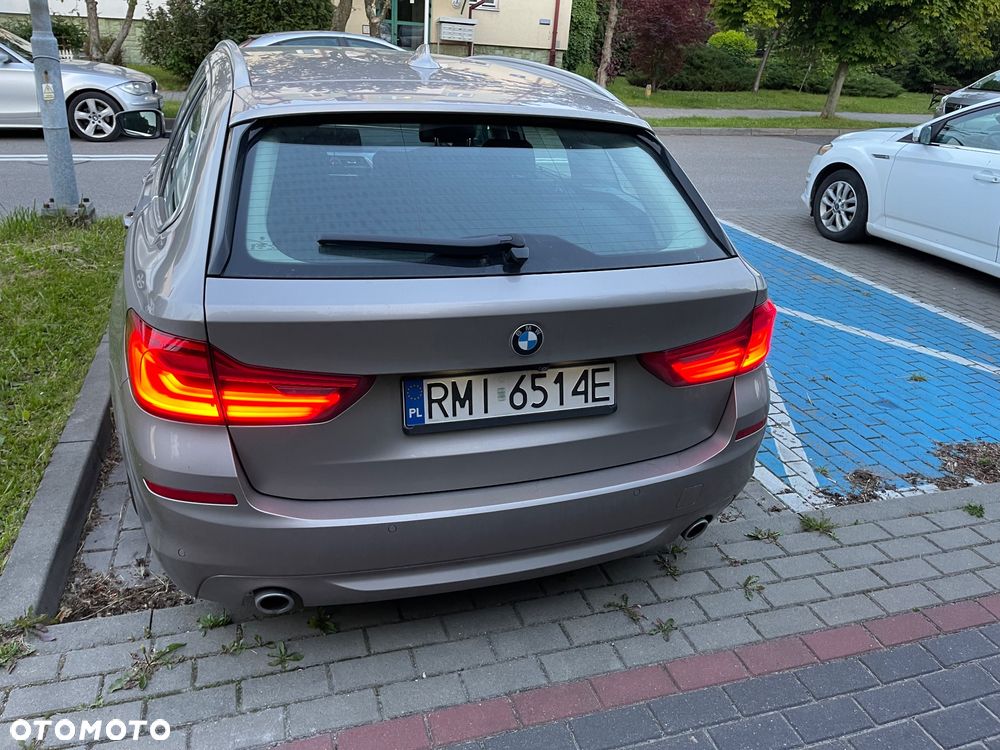 BMW Seria 5 520d Touring - 8
