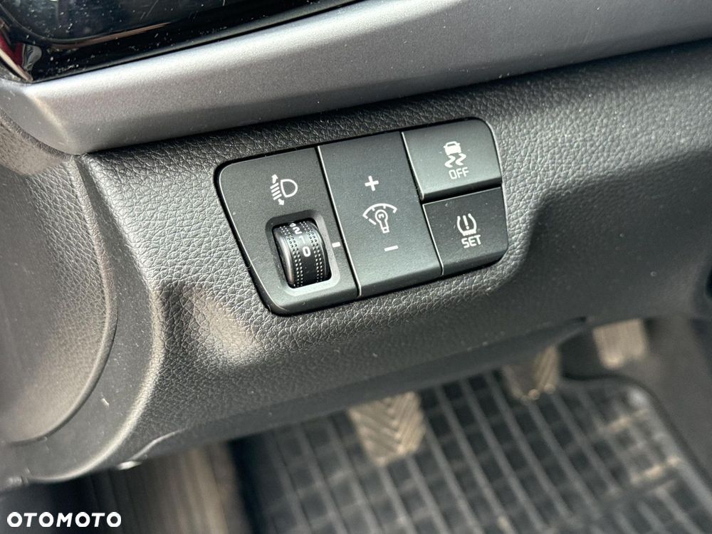 Kia Rio 1.4 L - 20