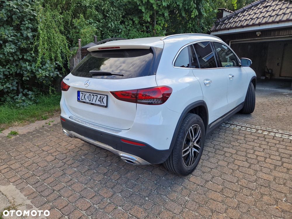 Mercedes-Benz GLA 200 Business Edition - 5