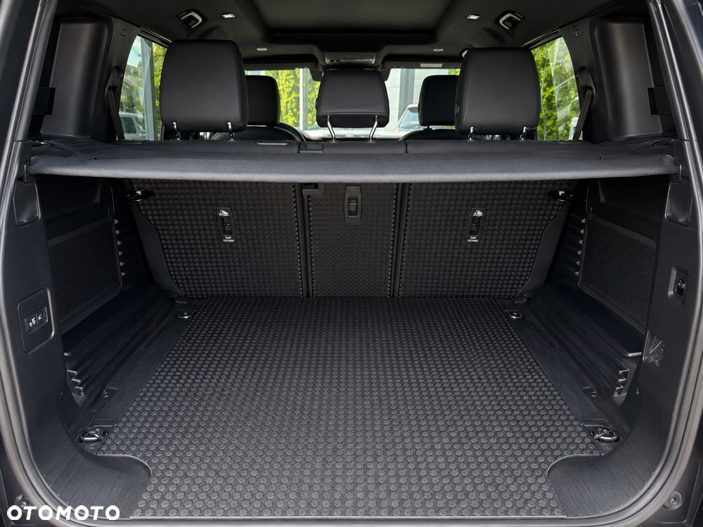 Land Rover Defender 3.0 D200 mHEV S - 7