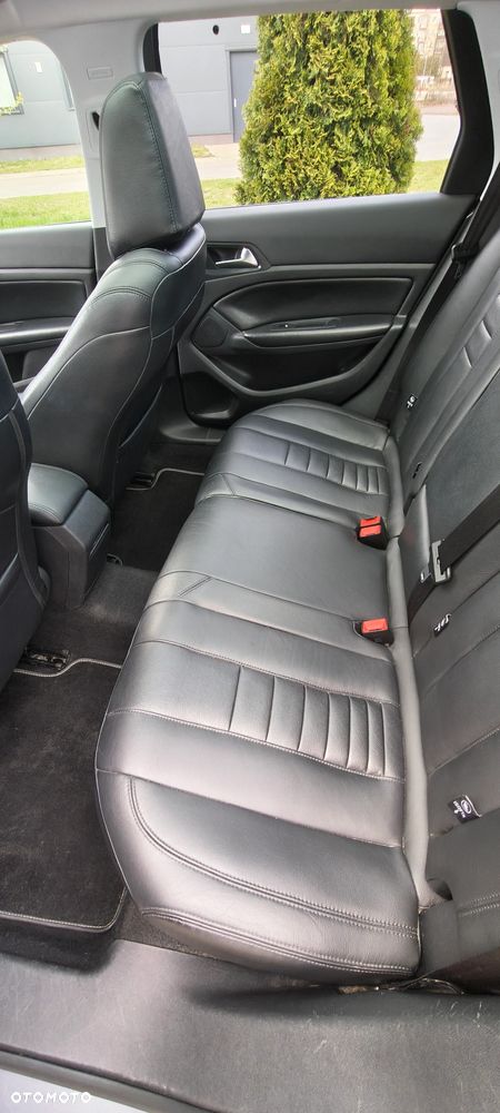 Peugeot 308 - 7