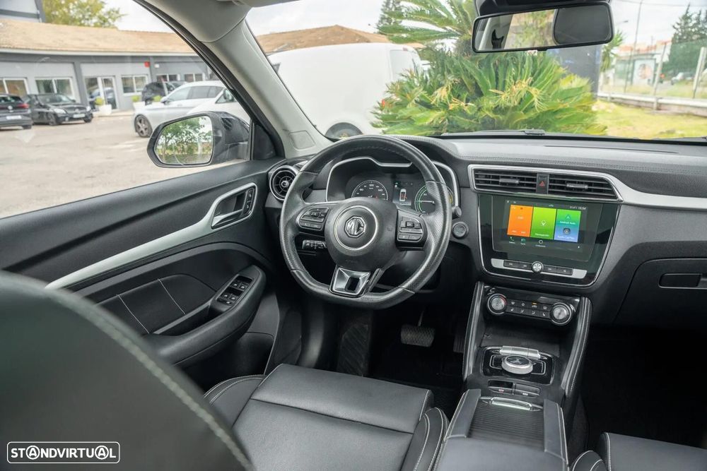 MG ZS Luxury - 10