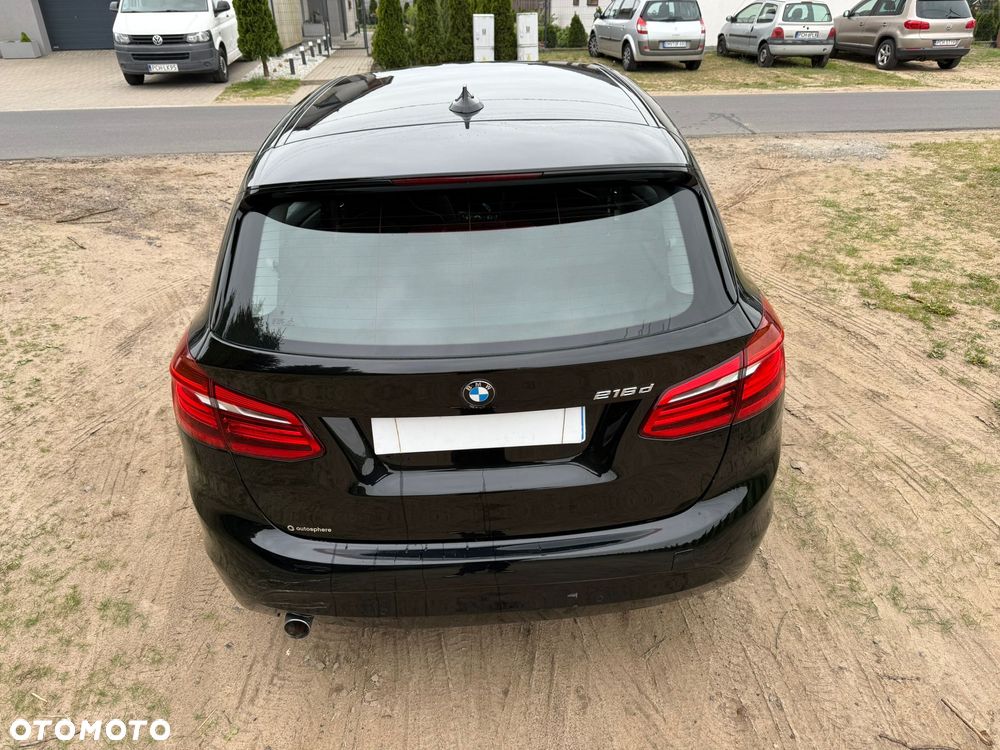 BMW Seria 2 216d Sport Line - 34