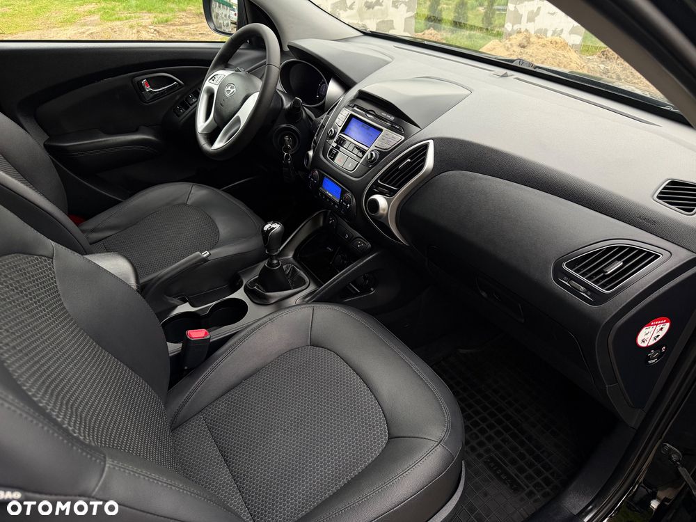 Hyundai ix35 1.7 CRDi Premium 2WD - 19