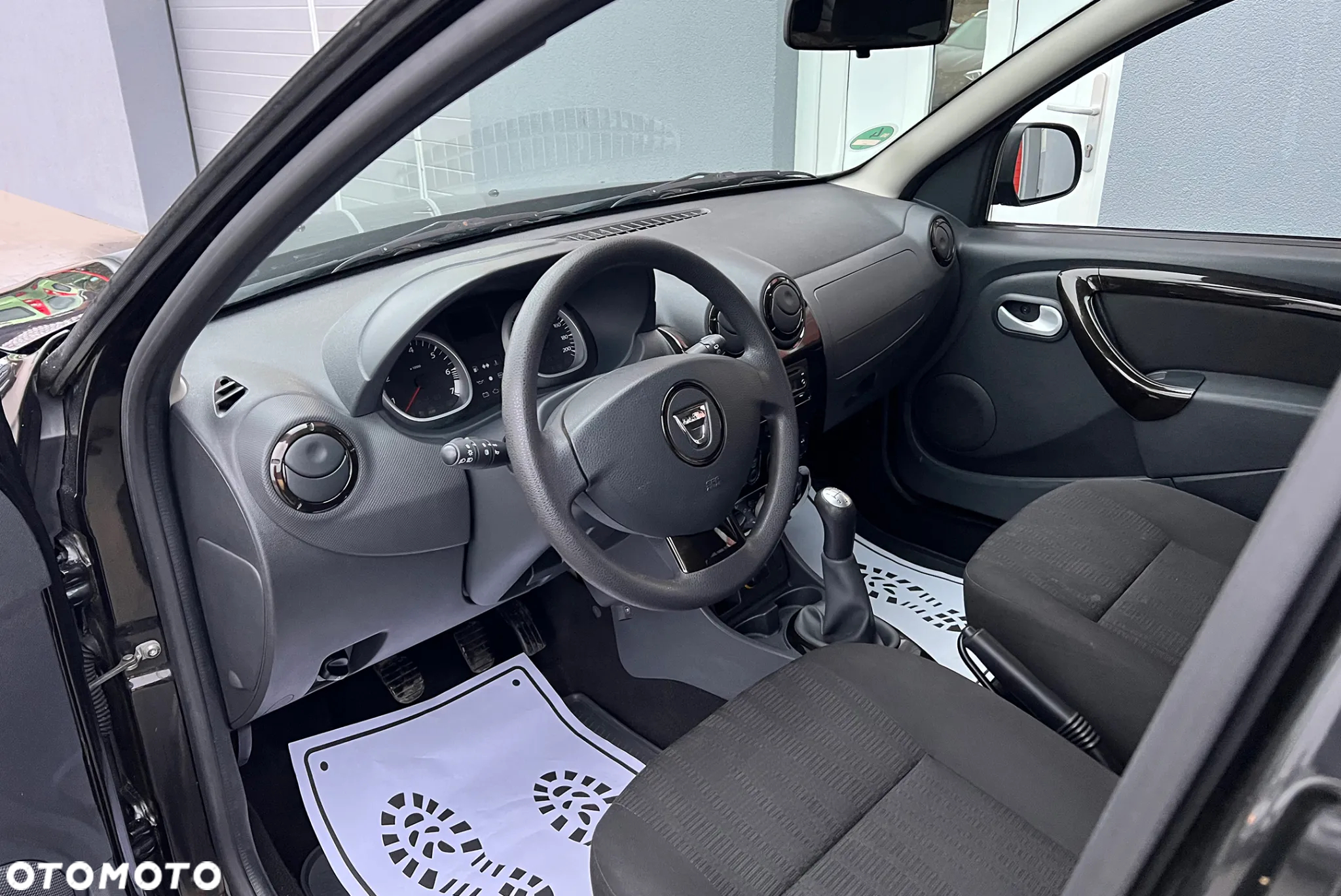 Dacia Duster 1.6 - 20