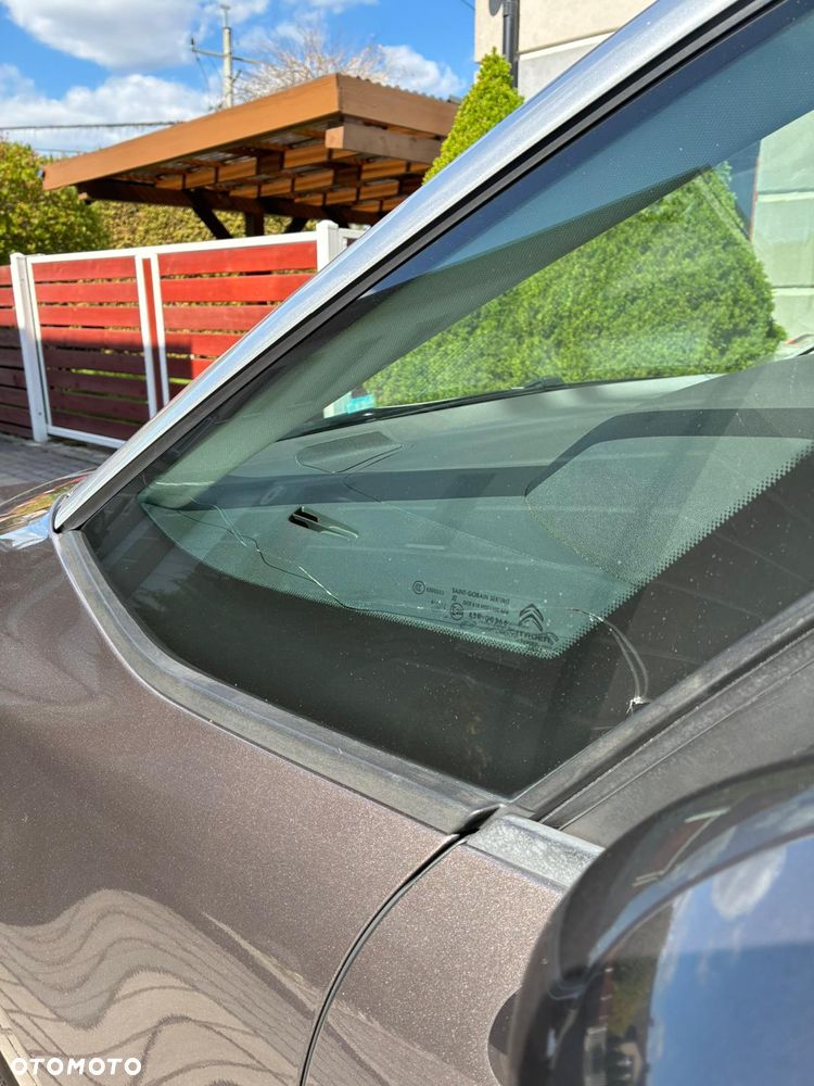 Citroën C4 Grand Picasso 1.6 THP Shine S&S EAT6 - 29