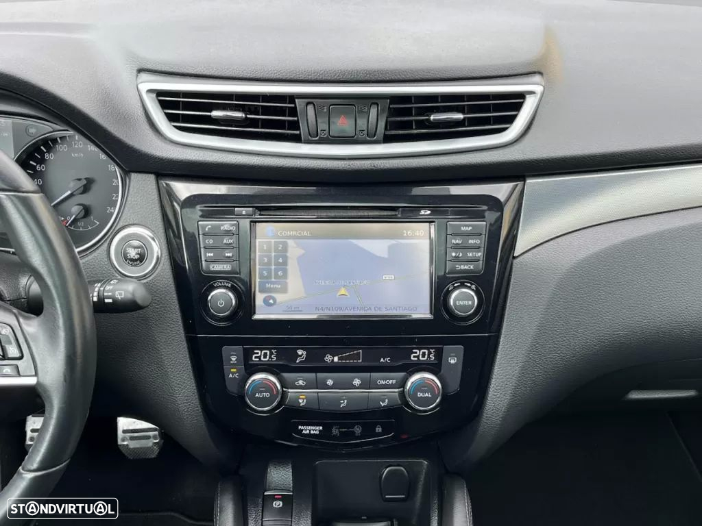 Nissan Qashqai 1.5 dCi N-Connecta 18 - 18
