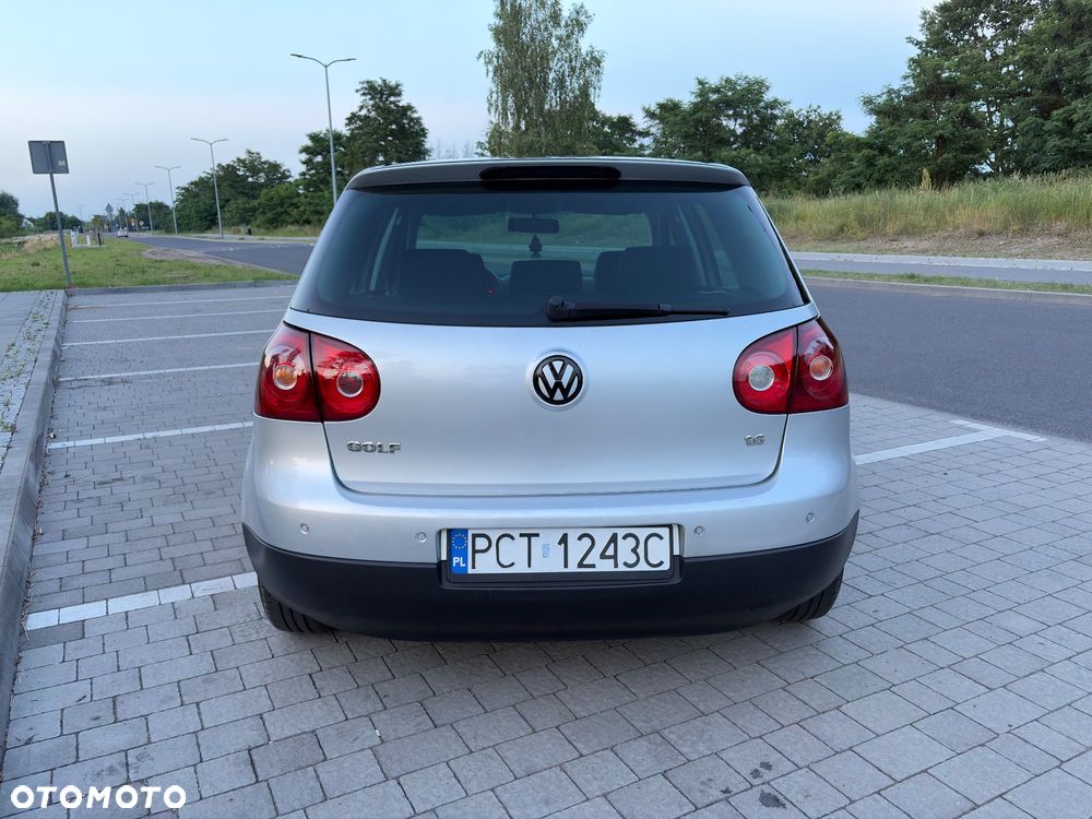 Volkswagen Golf 1.6 Comfortline Tiptr - 9