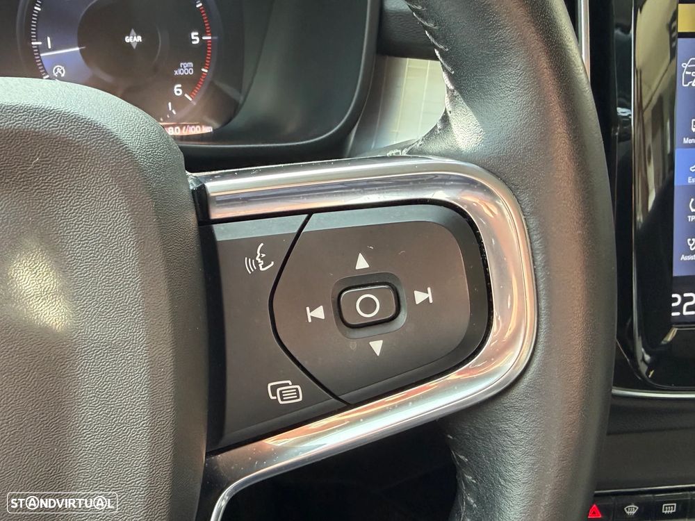 Volvo XC 40 2.0 D3 Momentum - 12
