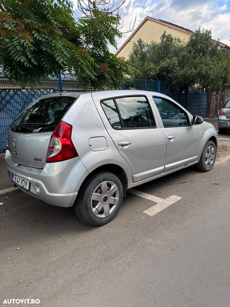 Dacia Sandero - 7