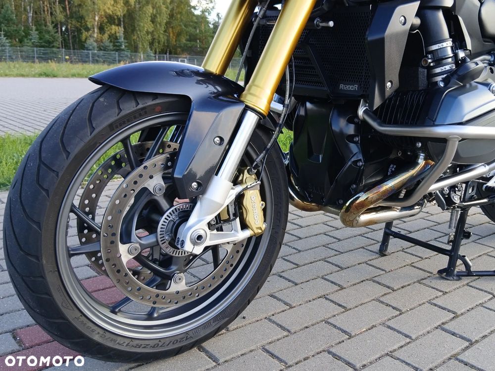 BMW R - 6