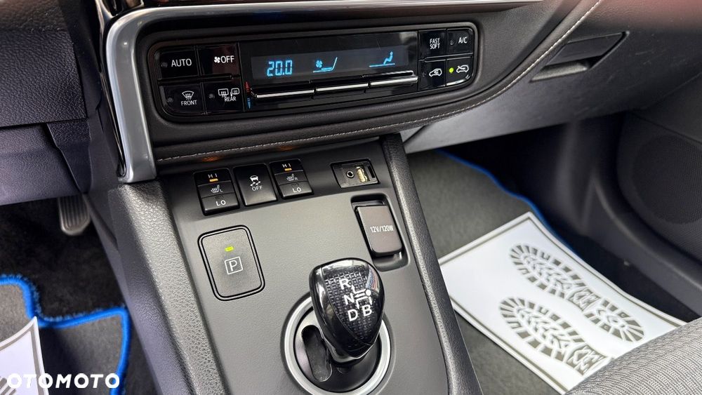 Toyota Auris - 30