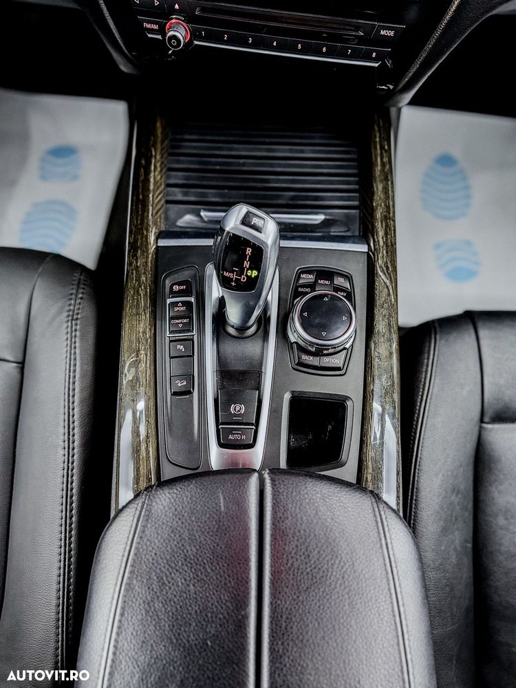 BMW X5 xDrive35i - 23