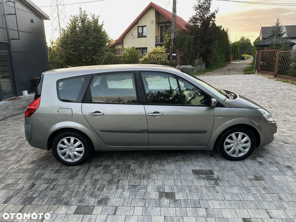 Renault Scenic 2.0 16V Privilege - 5